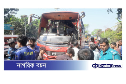পুঠিয়ার বেলপুকুরে বাস ও ট্রাকের মুখোমুখি সংঘর্ষ; ৫ জন আহত