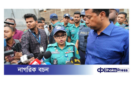 ঈদ উপলক্ষে সড়কে ফিটনেসবিহীন গাড়ি চলাচল রোধে ডিএমপির ট্রাফিক বিভাগ ও বিআরটিএ এর যৌথ অভিযান