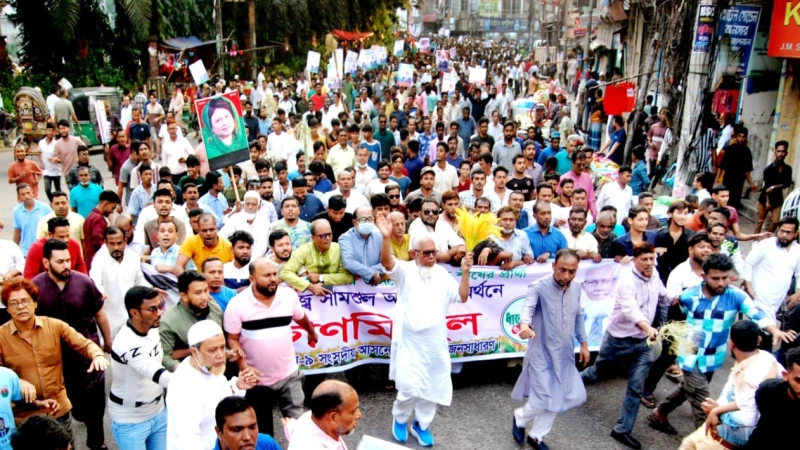 চট্টগ্রাম-০৯ আসনে ধানের শীষে ভোট চেয়ে লালদিঘী থেকে জামালখান পর্যন্ত গণসংযোগ