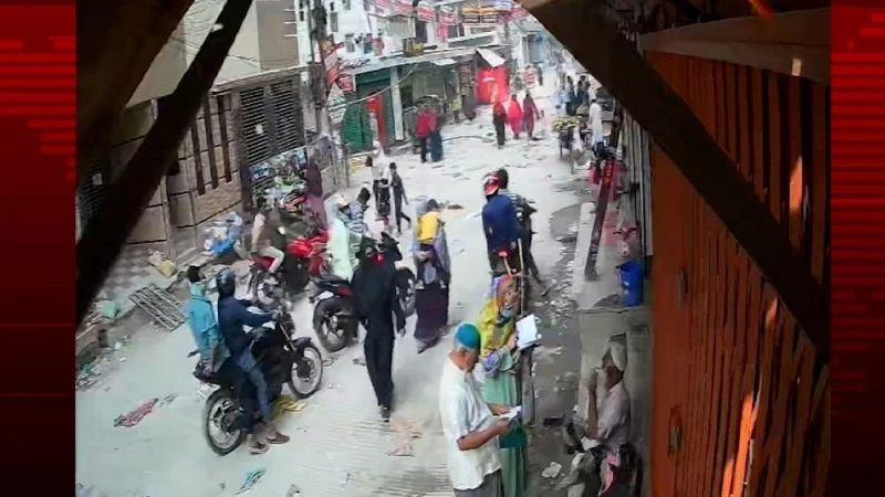 বসিলা–আদাবর–বেড়িবাঁধ এলাকায় ফের বেপরোয়া কিশোর গ্যাং, ব্যবসায়ী-শ্রমিকদের বিক্ষোভ