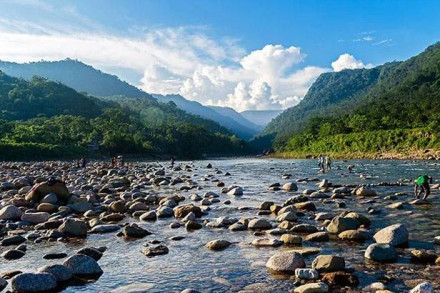 সিলেটের পর্যটন কেন্দ্রেগুলোতে ভ্রমন